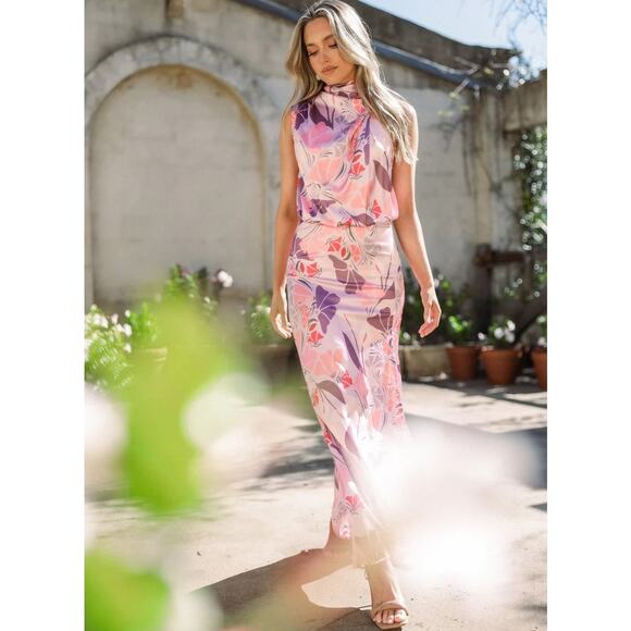 Petal and Pup Amelia Halterneck Dress in Pink Floral - Picture 5 of 15